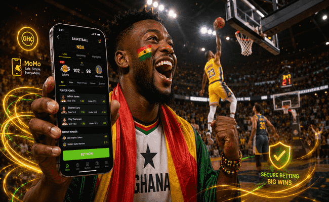 betting fan with smartphone